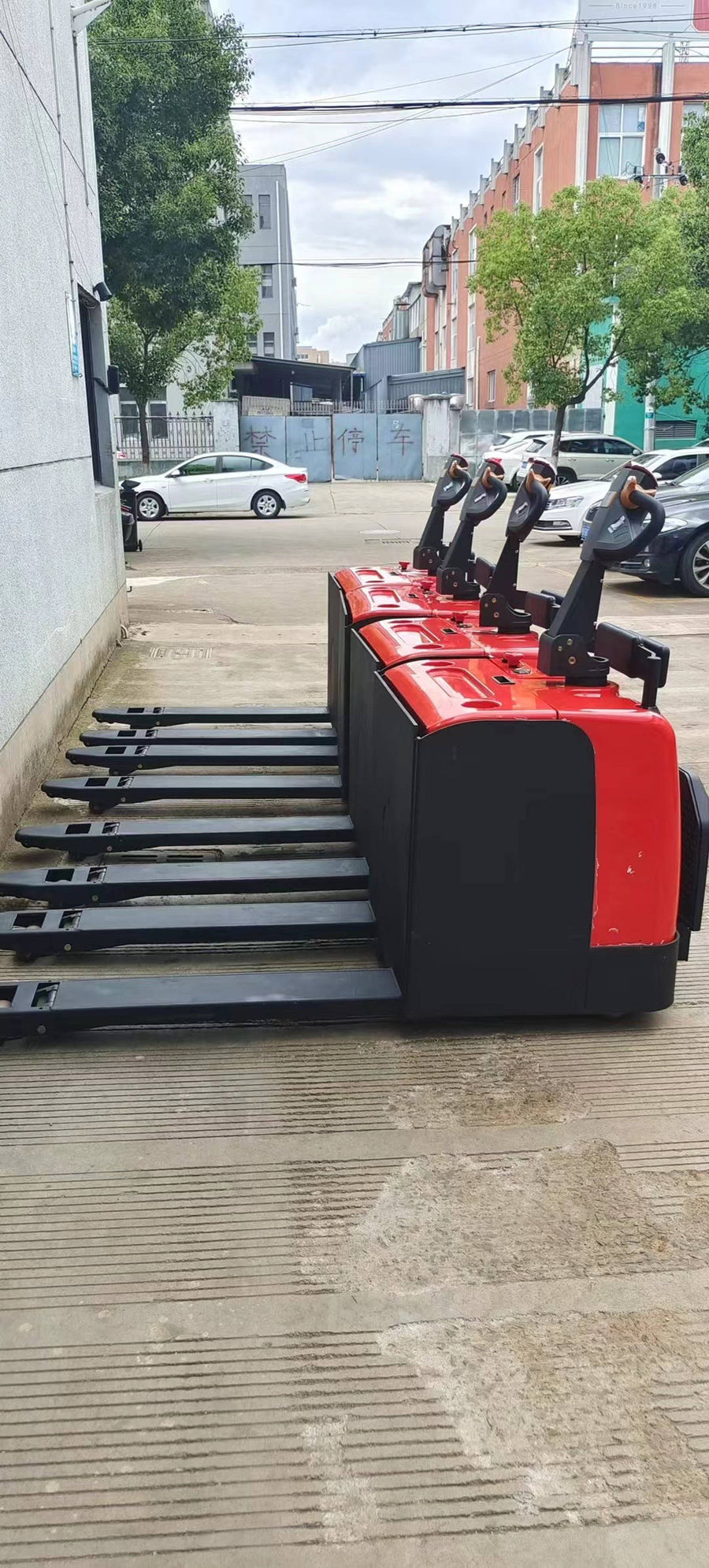 Electric Rider Pallet Jack 4000lbs