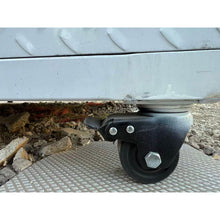 Carregar imagem no visualizador da galeria, 5×5 Diamond Plated Mobile Guard Shack with AC