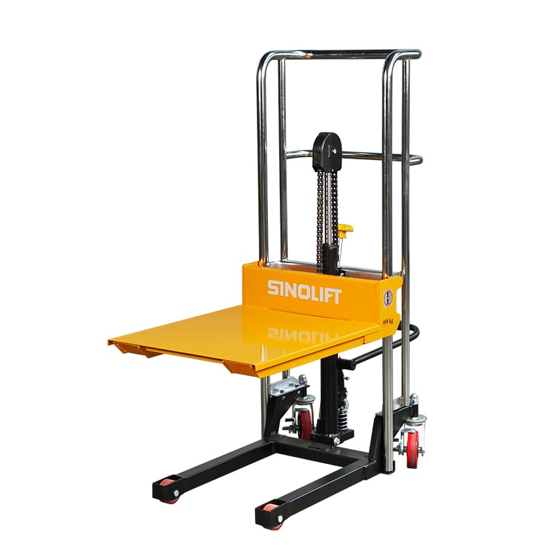Lightweight Manual Stacker 880 lb Capacity, 45 in Forks
